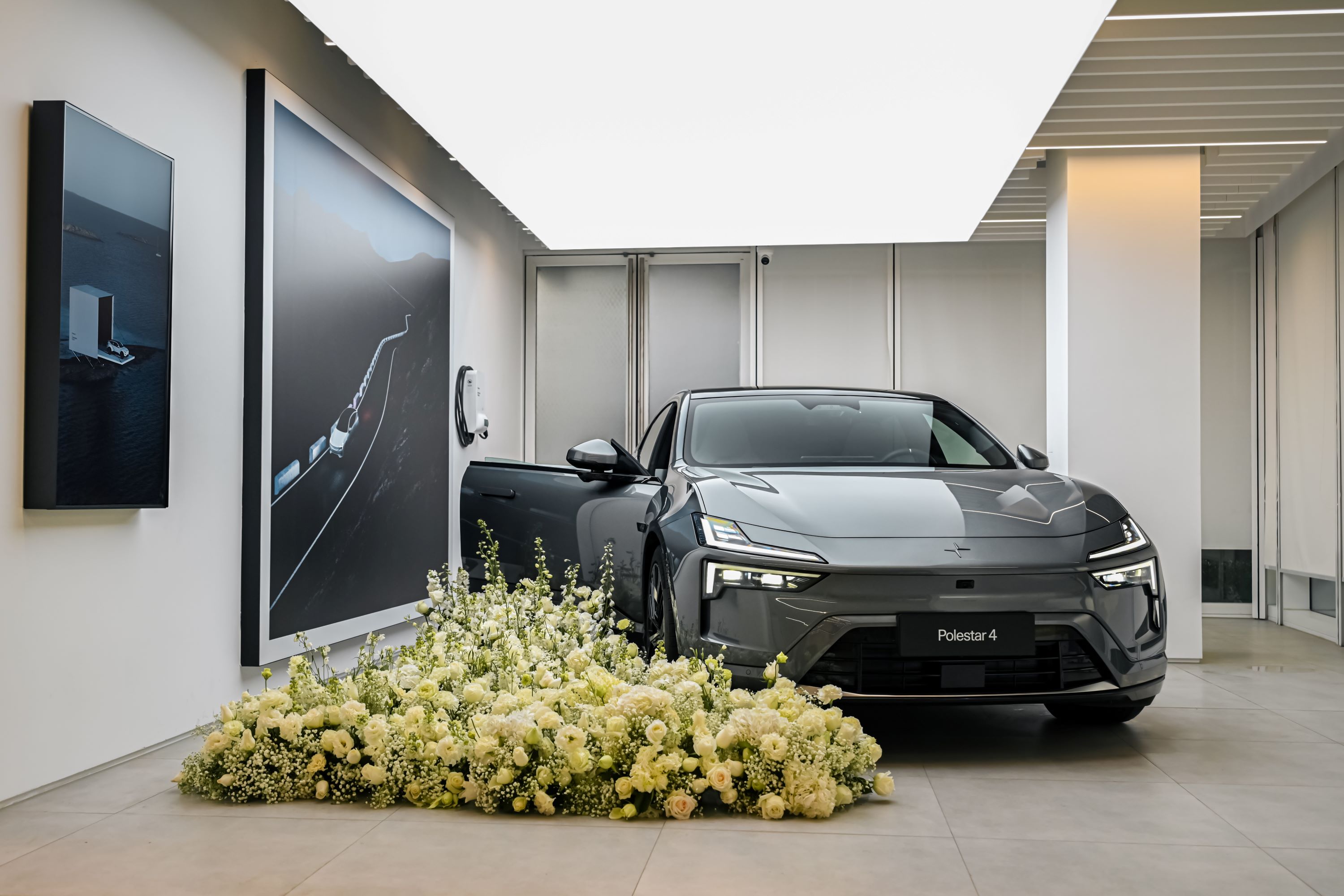 极星Polestar 4开启全国批量交付，持续开拓豪华纯电体验新触点