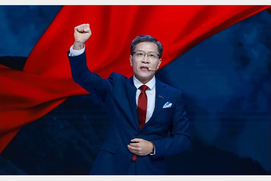 马拉松爱好者周治平升任东风总经理