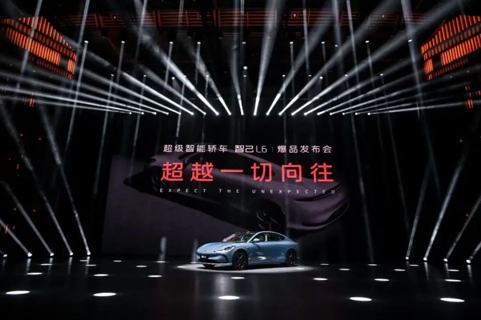 月销连续6000辆，智己汽车如何红起来