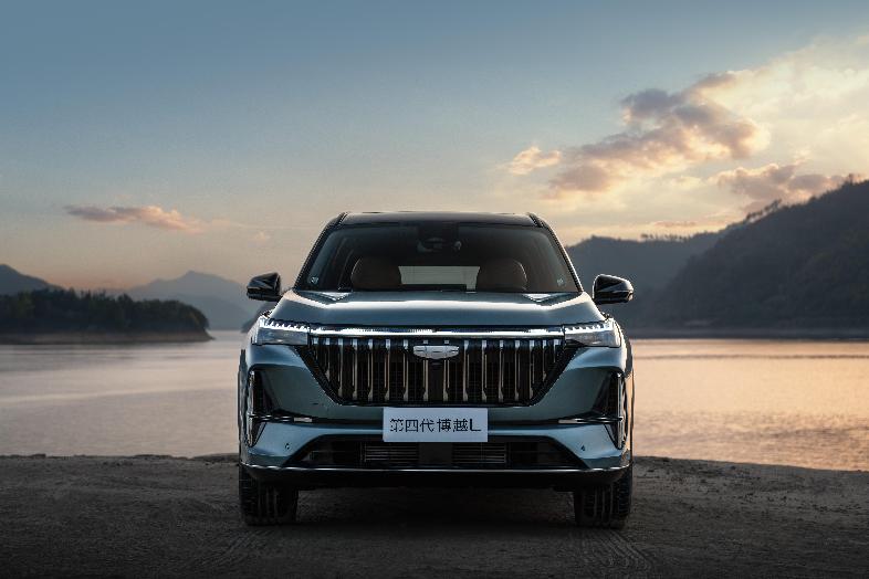 燃油SUV王者归来，“新一代三好SUV”第四代博越L上市限时价9.29-11.99万元