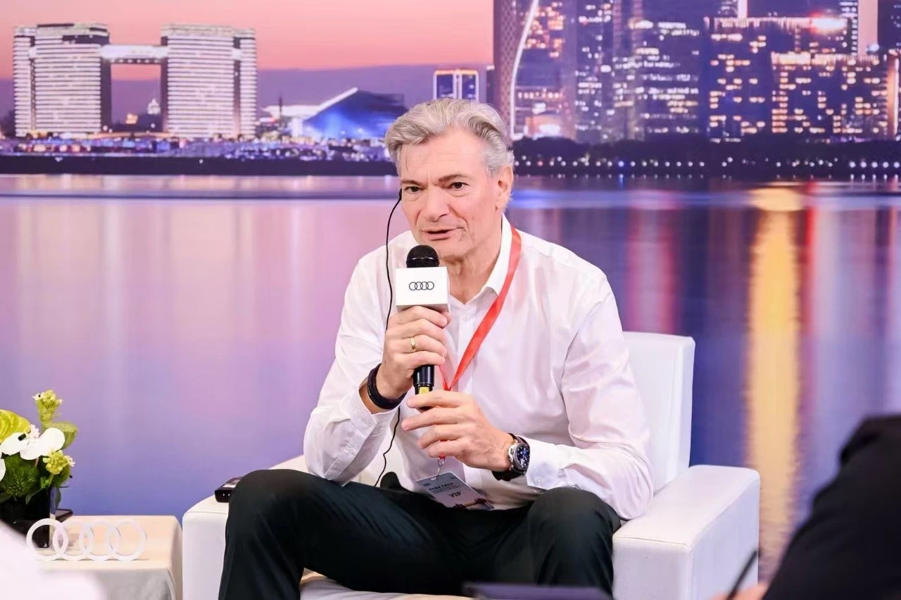 对话罗英瀚：蒙上双眼，也能认出是奥迪