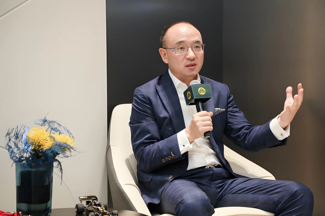 冯擎峰：为什么资本不再投汽车