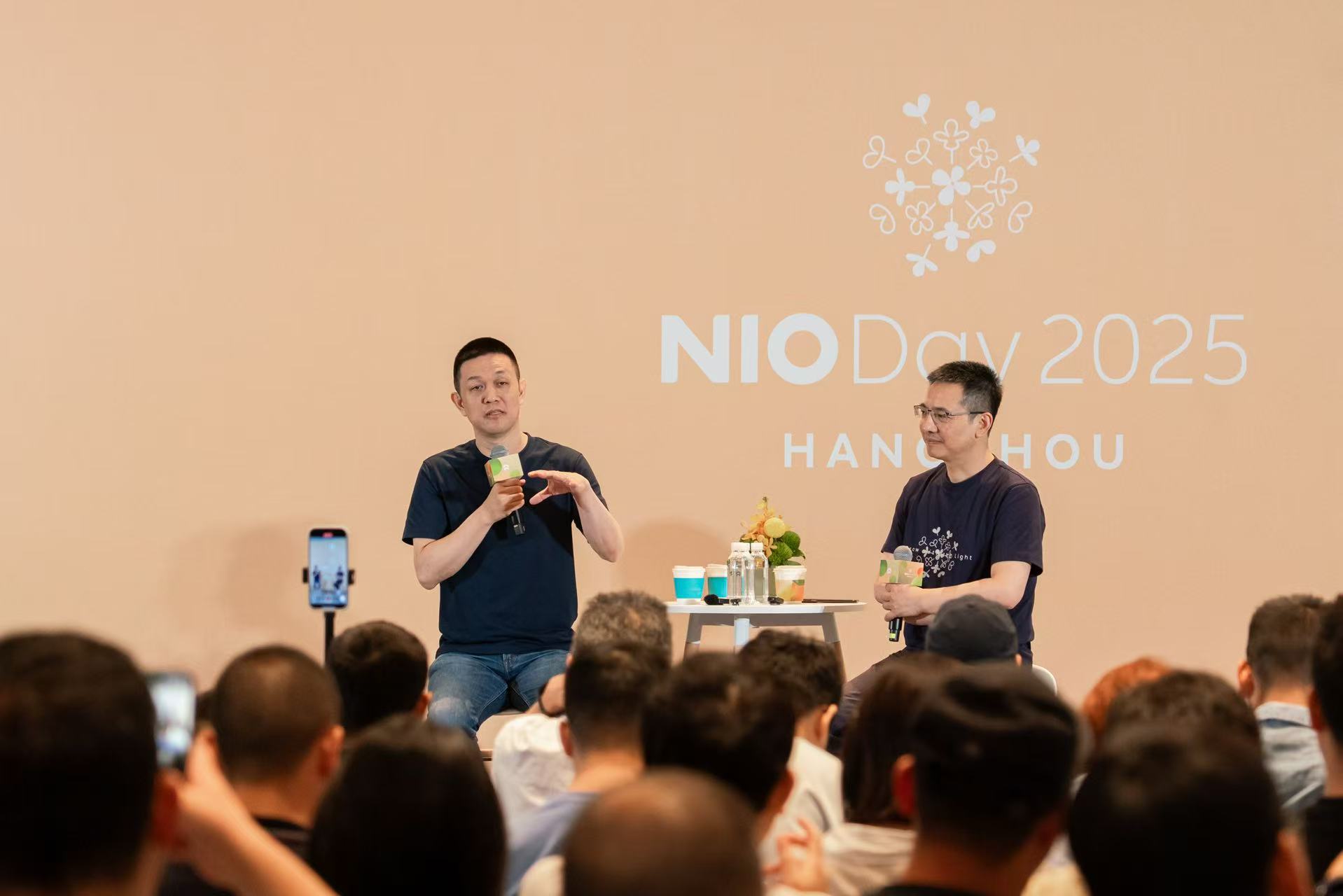 蔚来李斌：纯电大三排的黄金时代正在到来