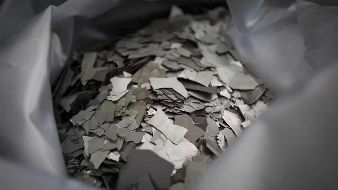 中国一纸公文，掐住全球汽车供应链命脉