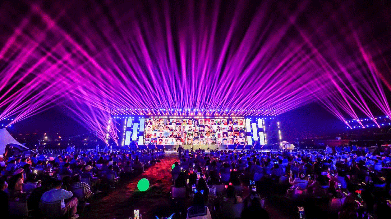 力邀王心凌代言，长安马自达2025粉丝盛典启幕