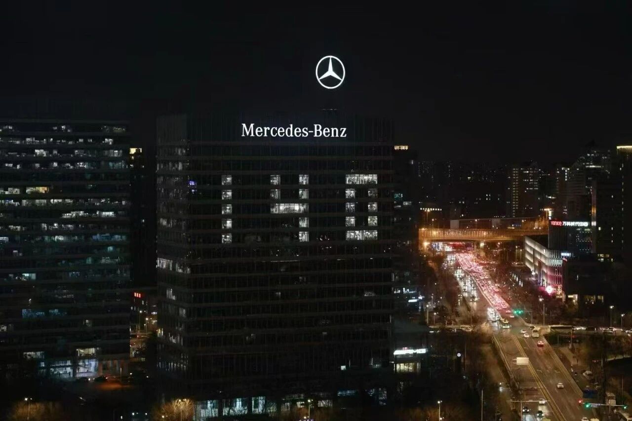 奔驰140岁生日，各大车企文案一宿没睡