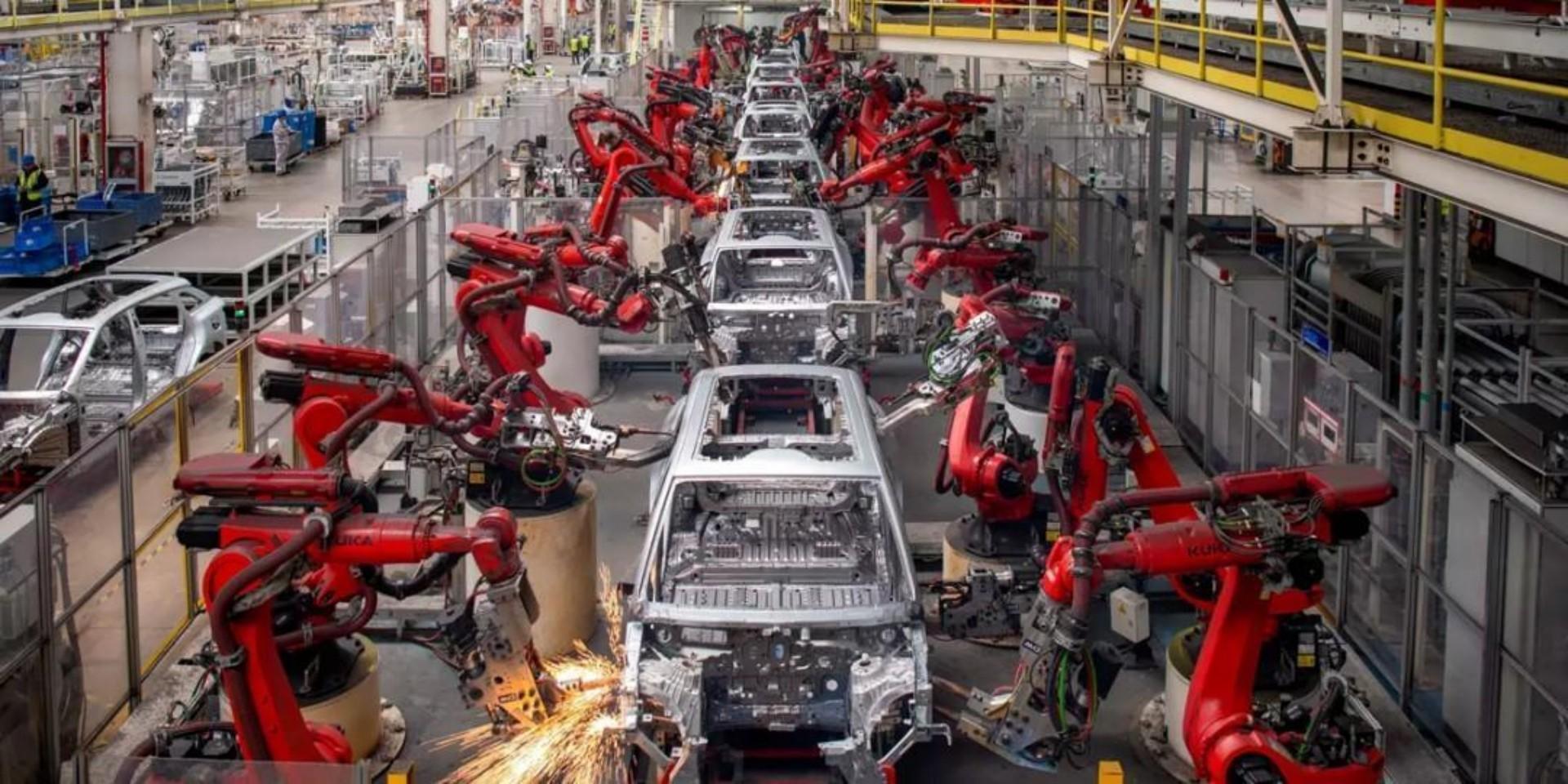 倒闭大甩卖，中国买爆全球汽车工厂