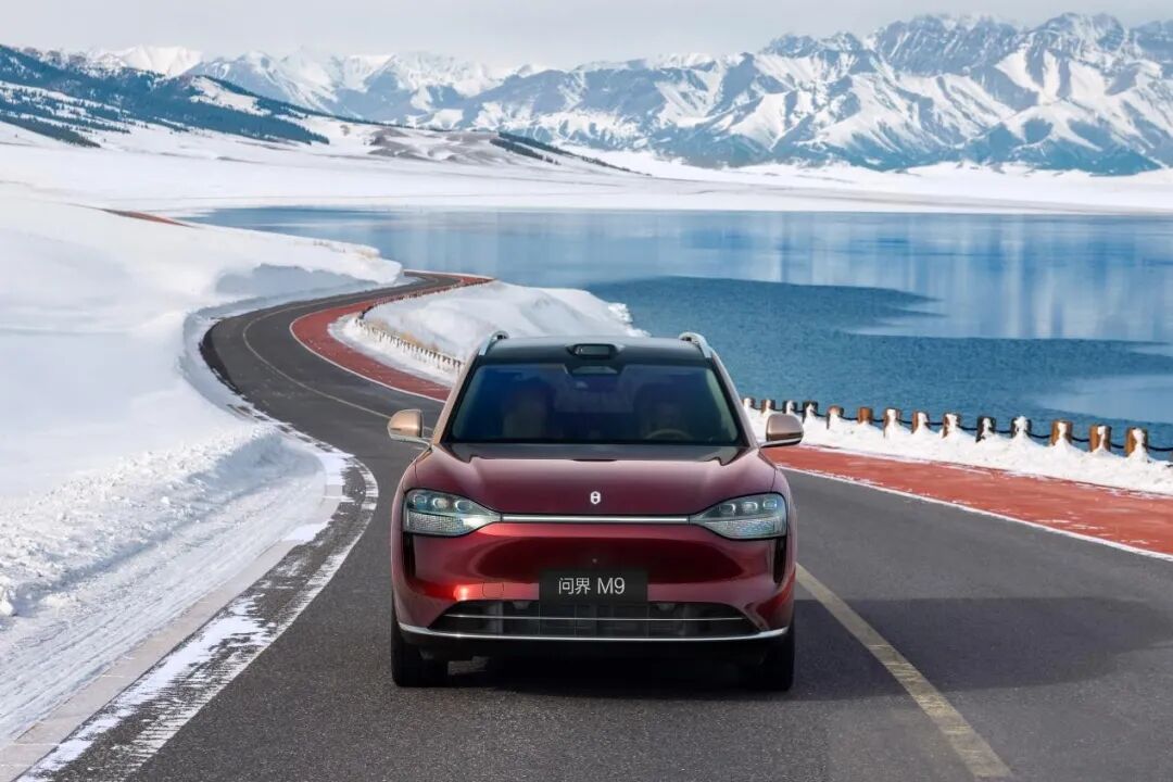 首搭896线激光雷达，问界M9的向上逻辑