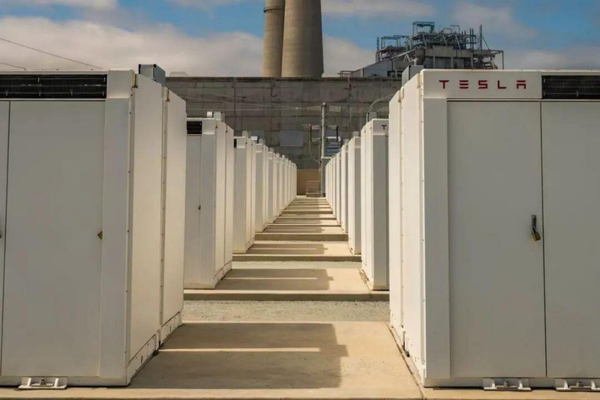 特斯拉要甩掉宁德时代