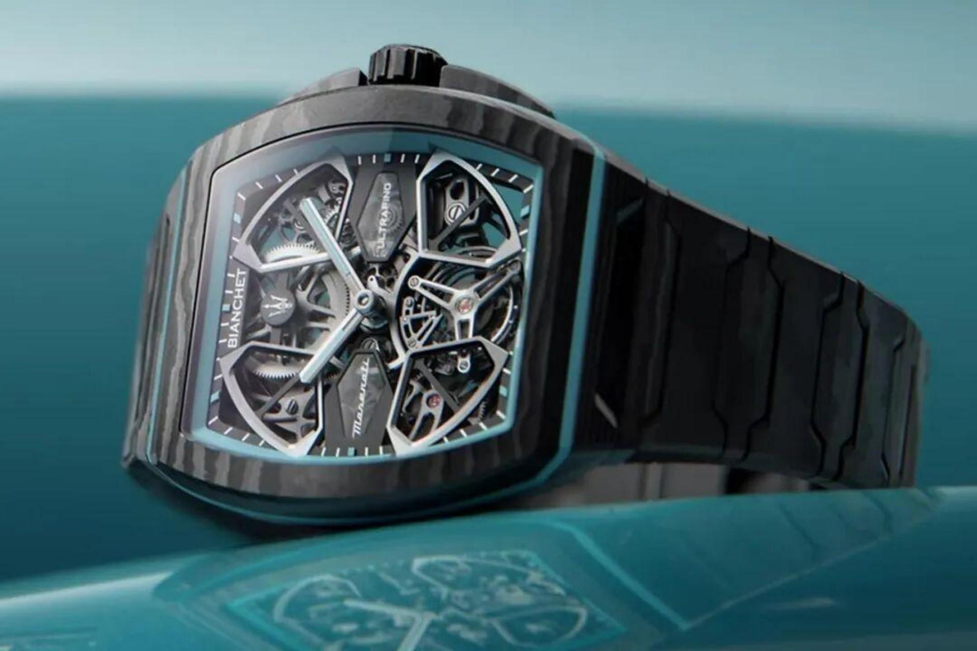 卖不动车的玛莎拉蒂，开始卖表