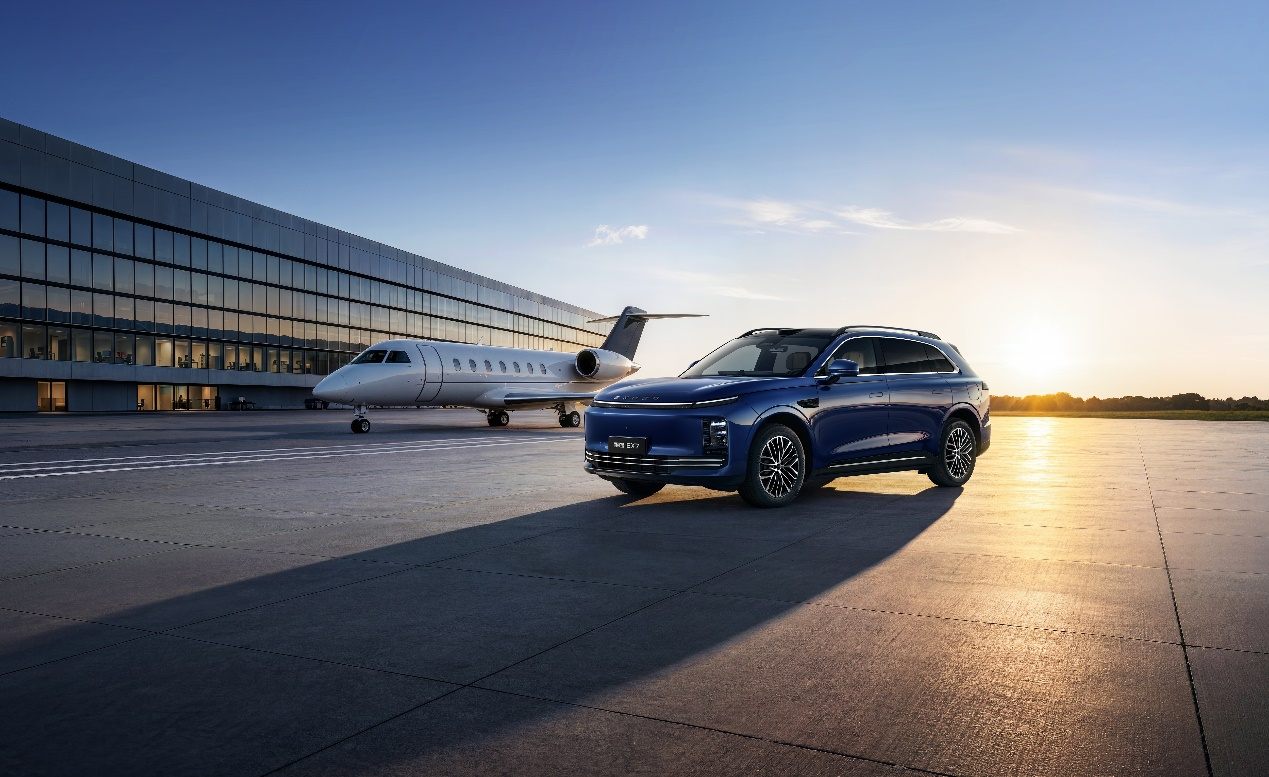 “陆上专机”正式启航，星途EX7 上市19.99万元起