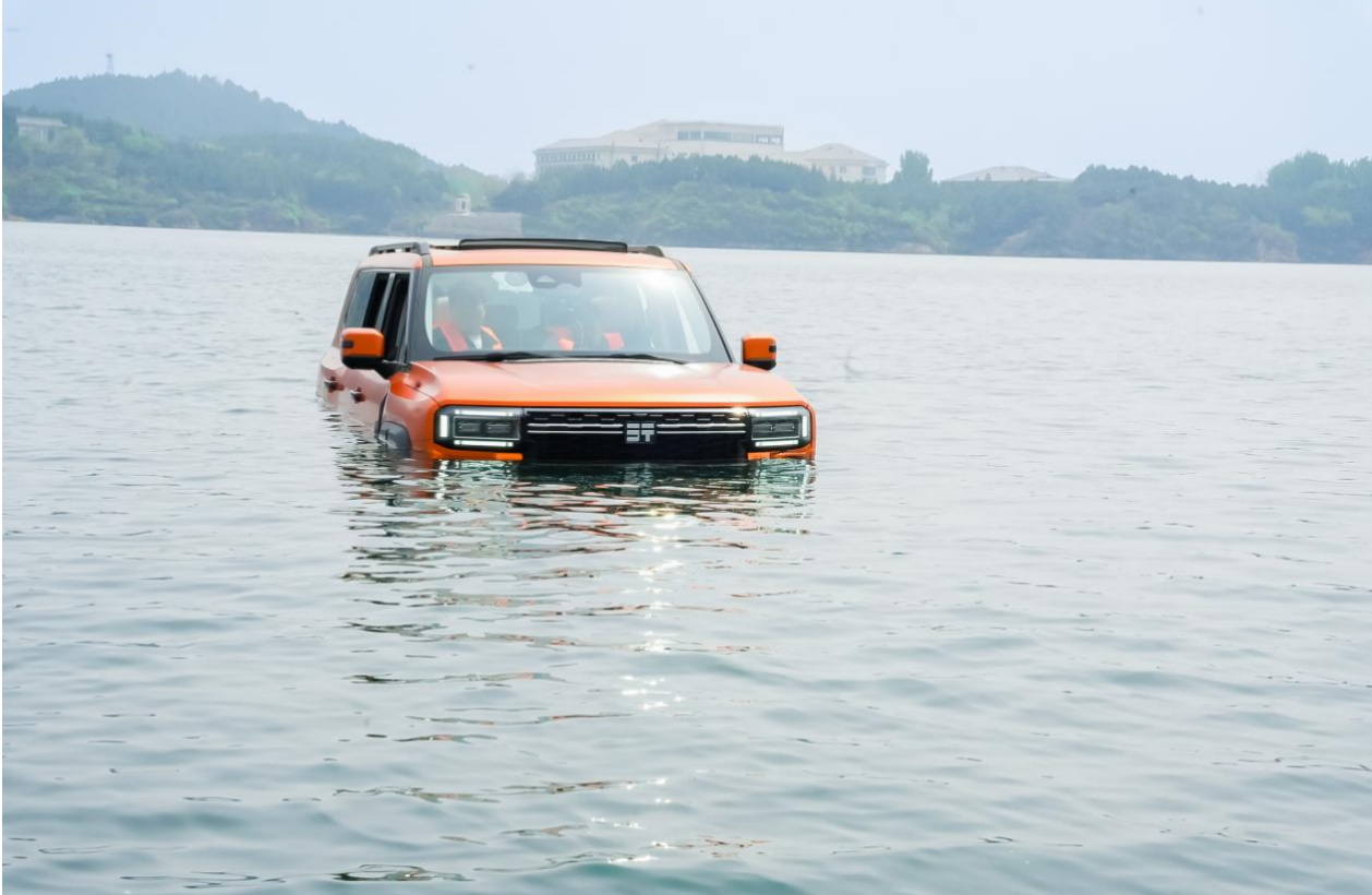 纵横G700至尊航行版完成全球首个载人航行应急演练
