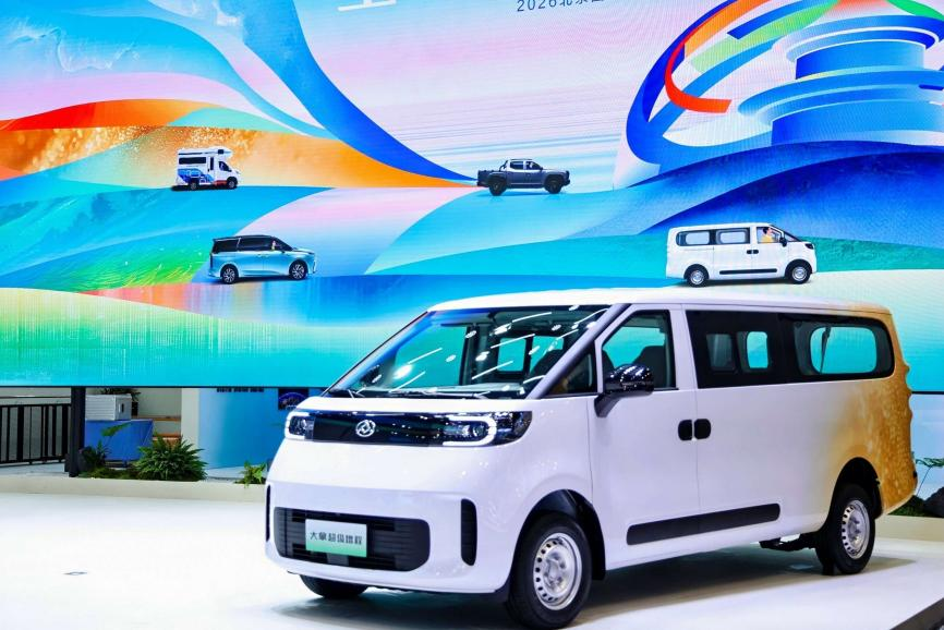 行业首款超级增程大轻客上市限时价12.68万元起
