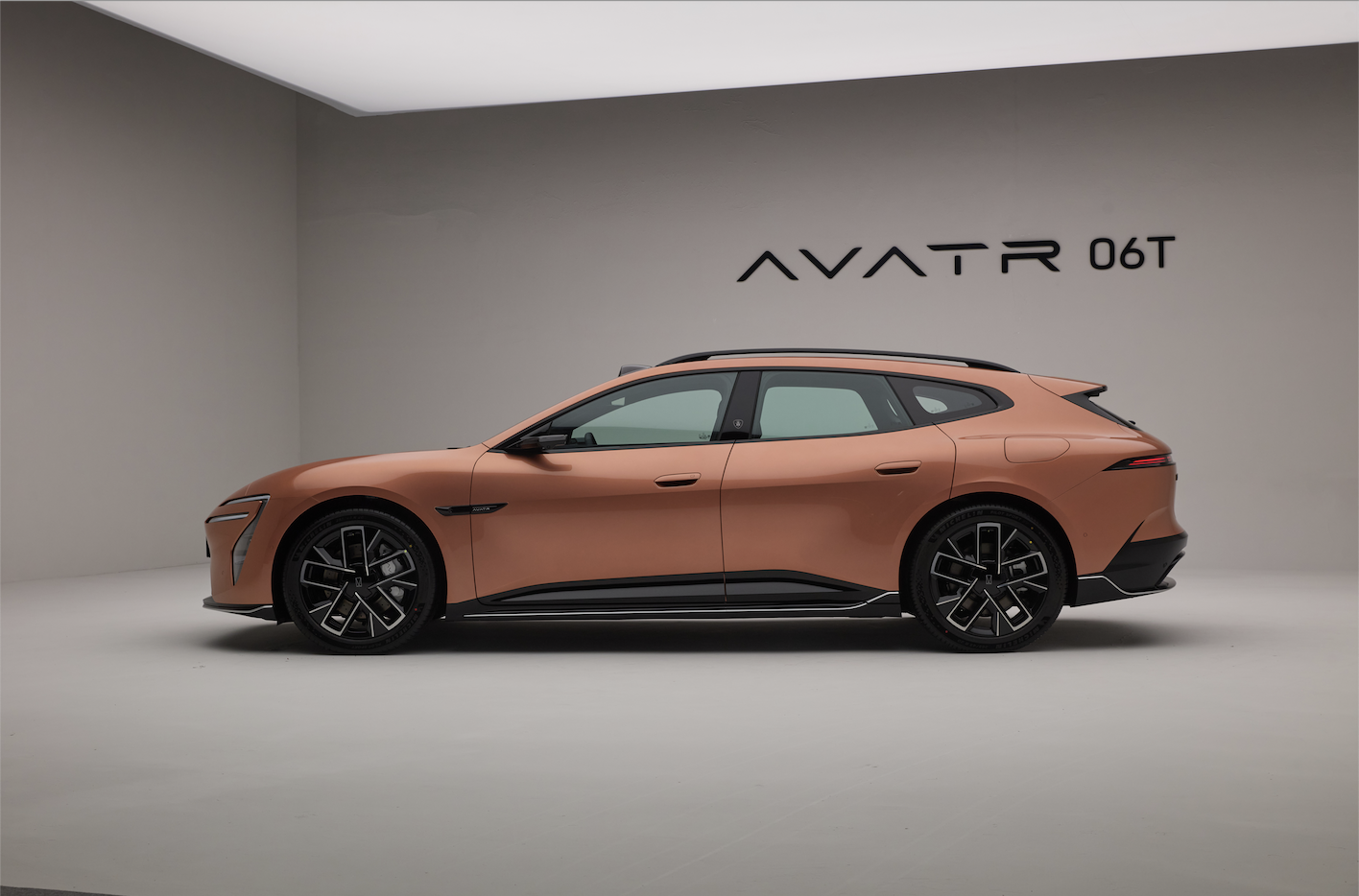 速度之外：阿维塔06T与一个尚待验证的命题