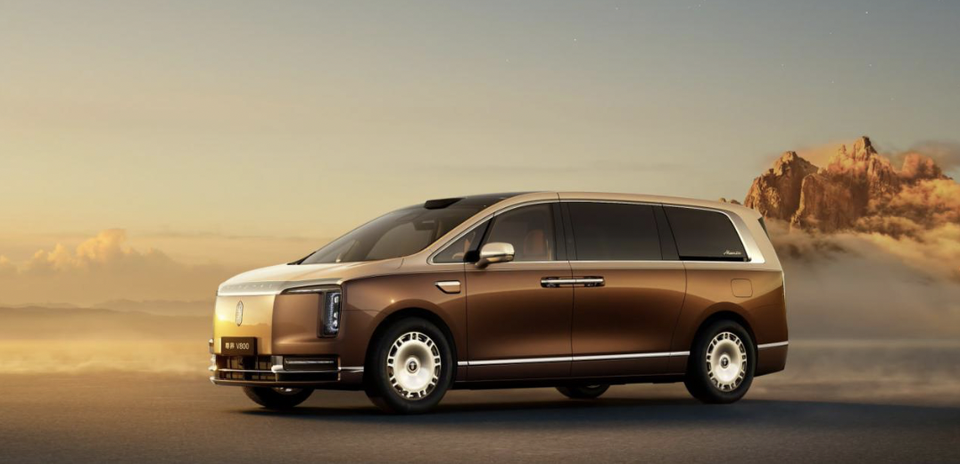 江汽集团尊界双旗舰亮相成都车展，V800上市后24小时大定3500台