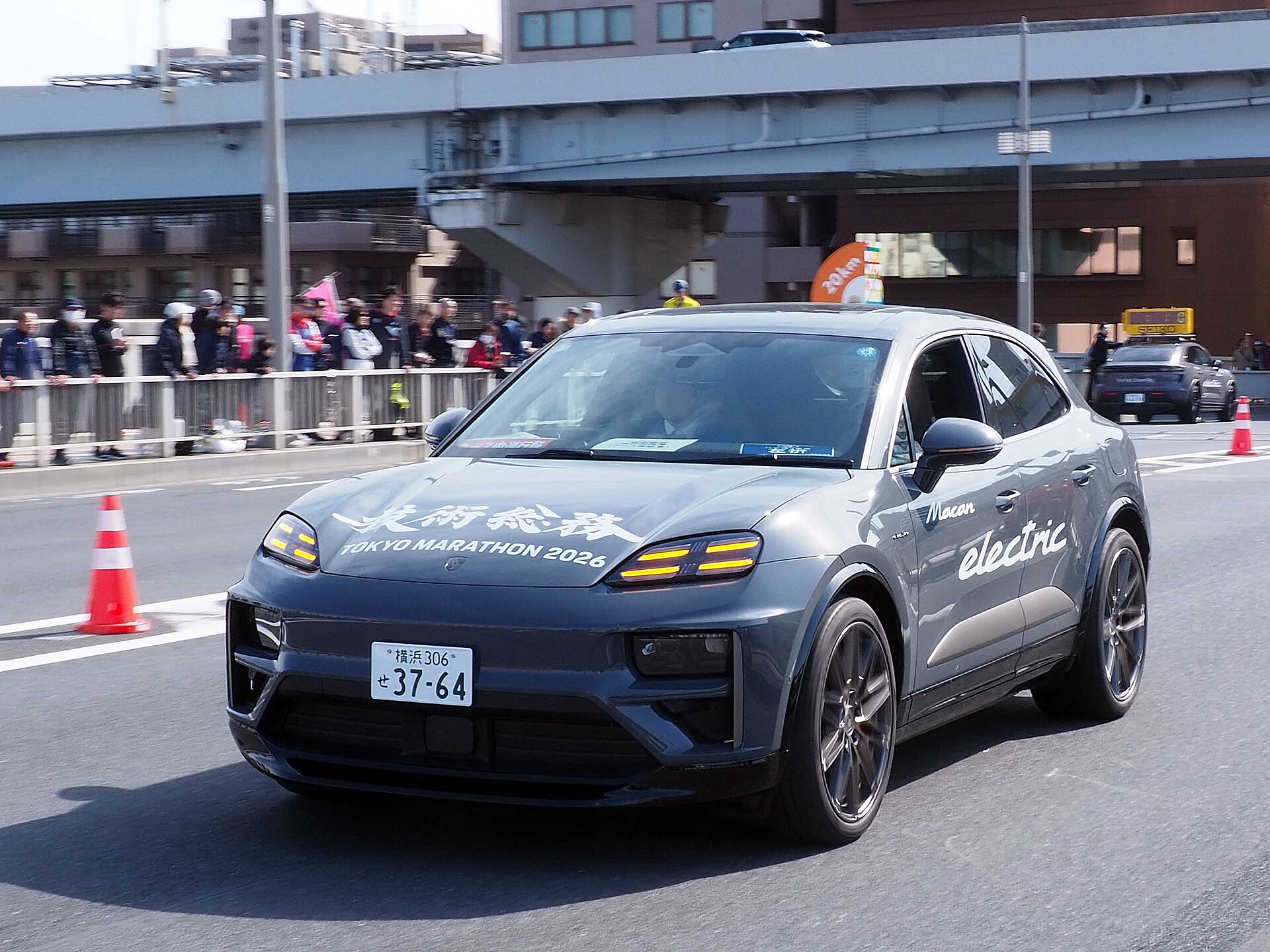 保时捷Macan Electric道路车辆